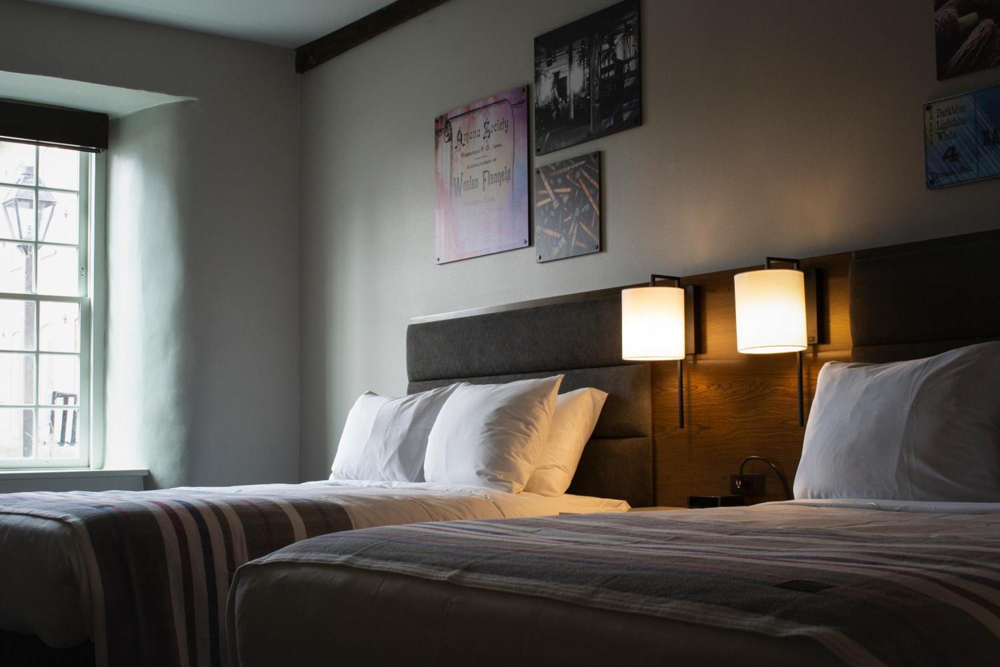 Hotel Millwright Amana Extérieur photo