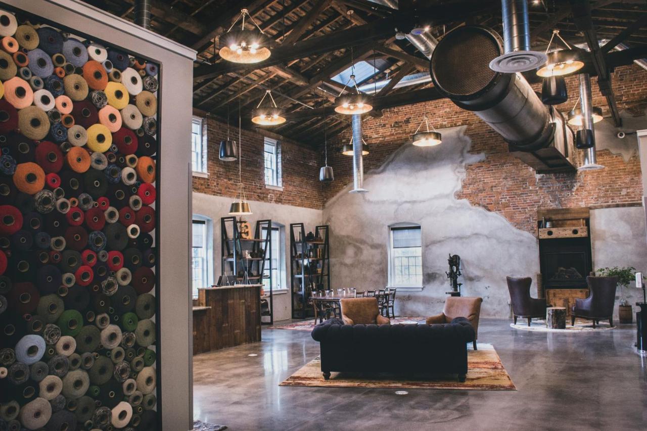 Hotel Millwright Amana Extérieur photo