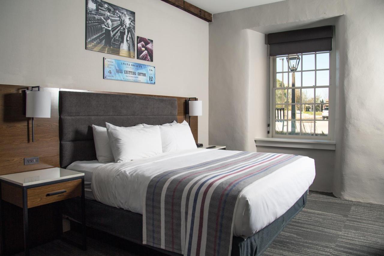 Hotel Millwright Amana Extérieur photo
