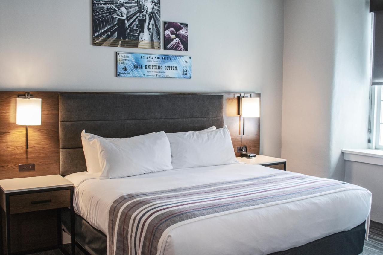 Hotel Millwright Amana Extérieur photo